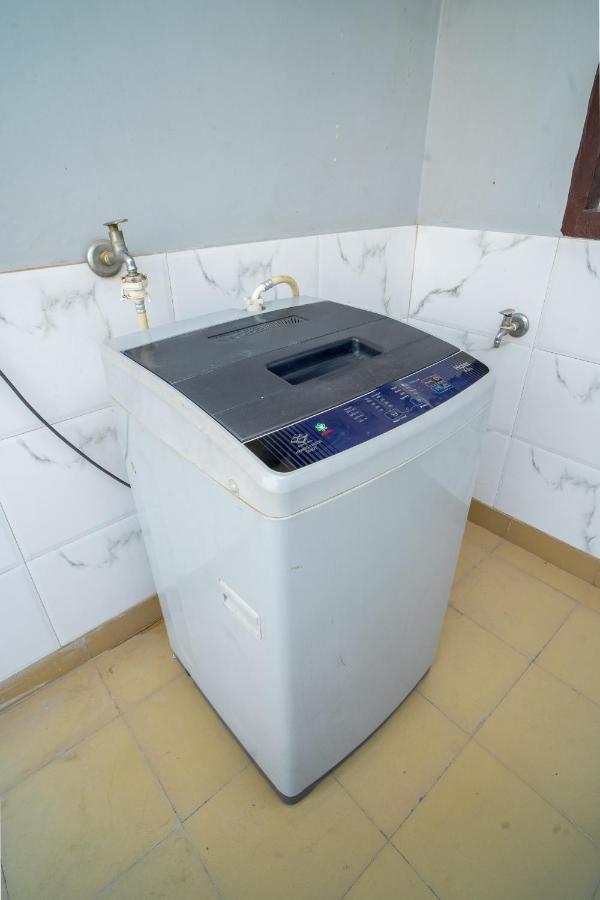 The Lodgers 2 Bhk Serviced Apartment Infront Of Artemis Hospital 구르가온 외부 사진