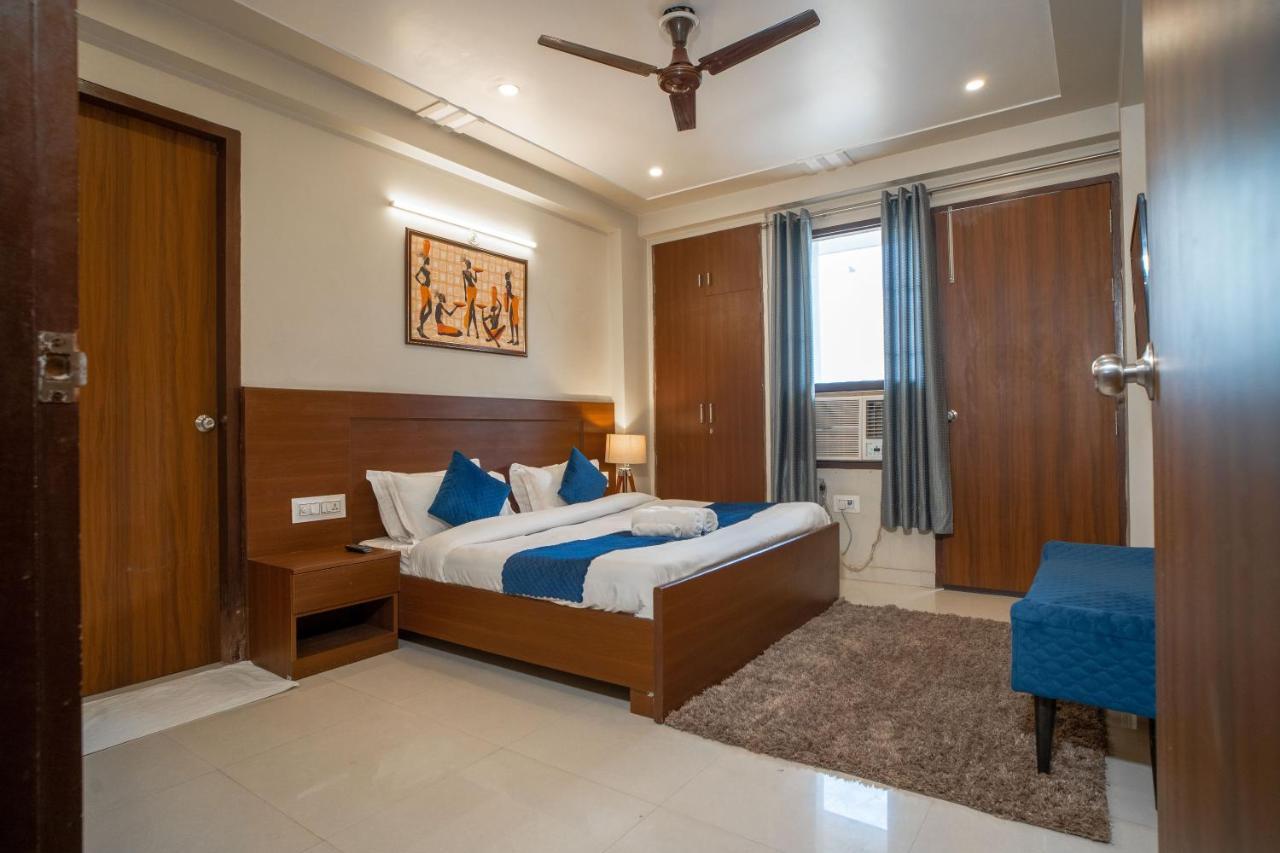 The Lodgers 2 Bhk Serviced Apartment Infront Of Artemis Hospital 구르가온 외부 사진