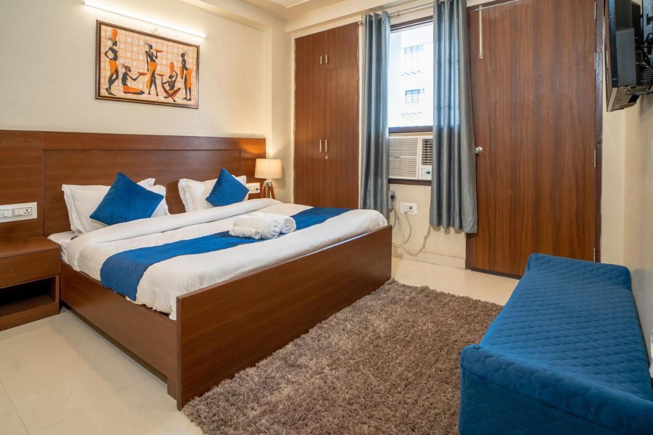The Lodgers 2 Bhk Serviced Apartment Infront Of Artemis Hospital 구르가온 외부 사진