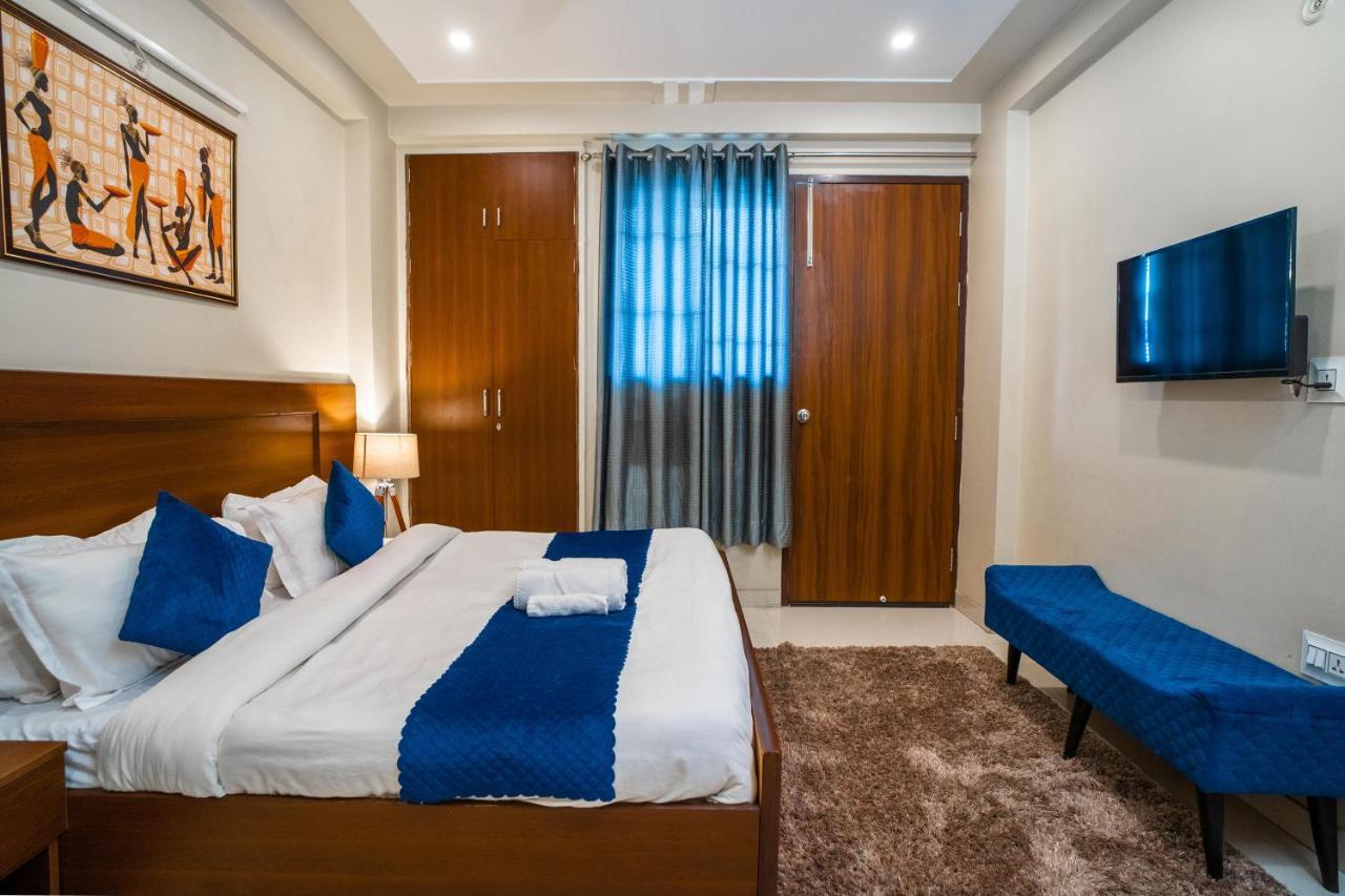 The Lodgers 2 Bhk Serviced Apartment Infront Of Artemis Hospital 구르가온 외부 사진